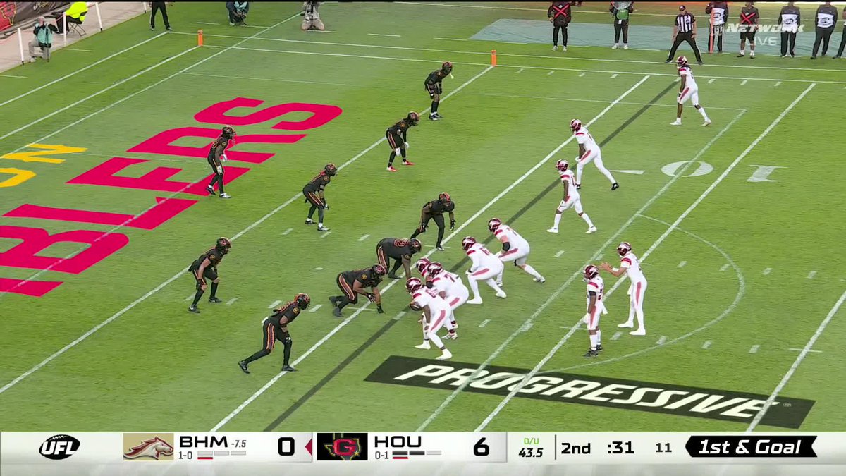 Jaydon Mickens with the first touchdown of the day 🙌