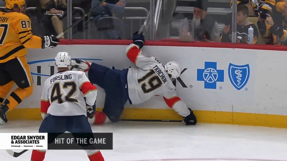 It was today Matthew Tkachuk learned… you don't hit Sidney Crosby 😭 Sid's center of gravity is just unmatched 💪