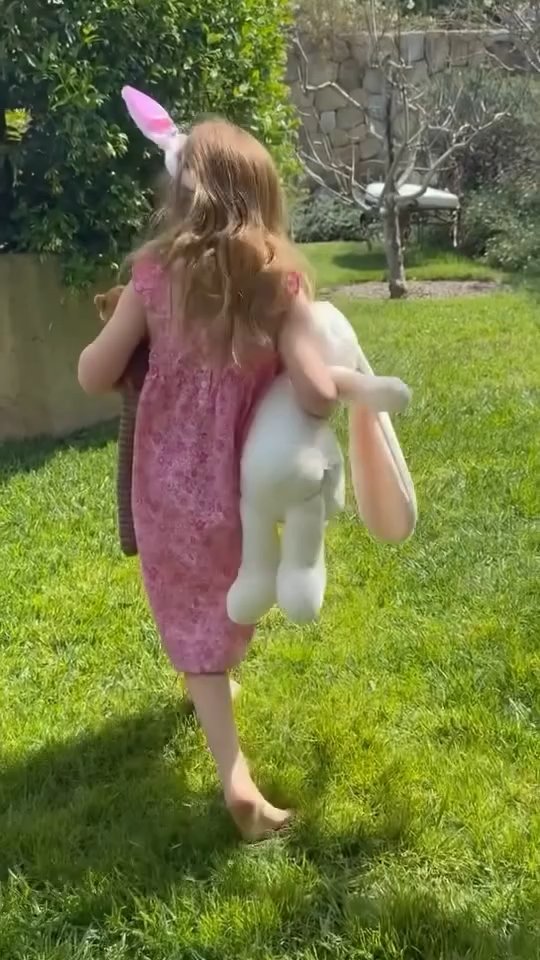 Meghan, Duchess of Sussex, shared a sweet glimpse into her family’s Easter celebrations, with Archie, 6, and Lili, 4, enjoying a magical egg hunt in their expansive Montecito backyard. “Happy Easter!” Meghan wrote in the caption 🐣 #meghanmarkle #princeharry 📽️: meghan