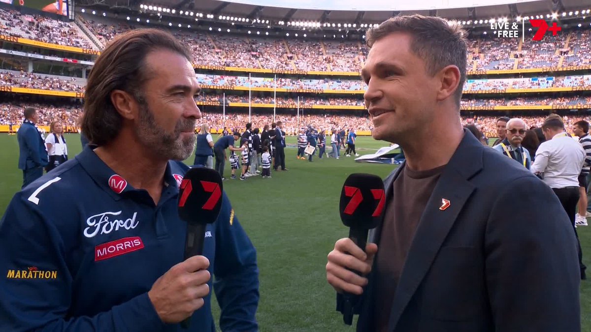 🗣️ "It's good to be alive." - Chris Scott #AFLHawksCats