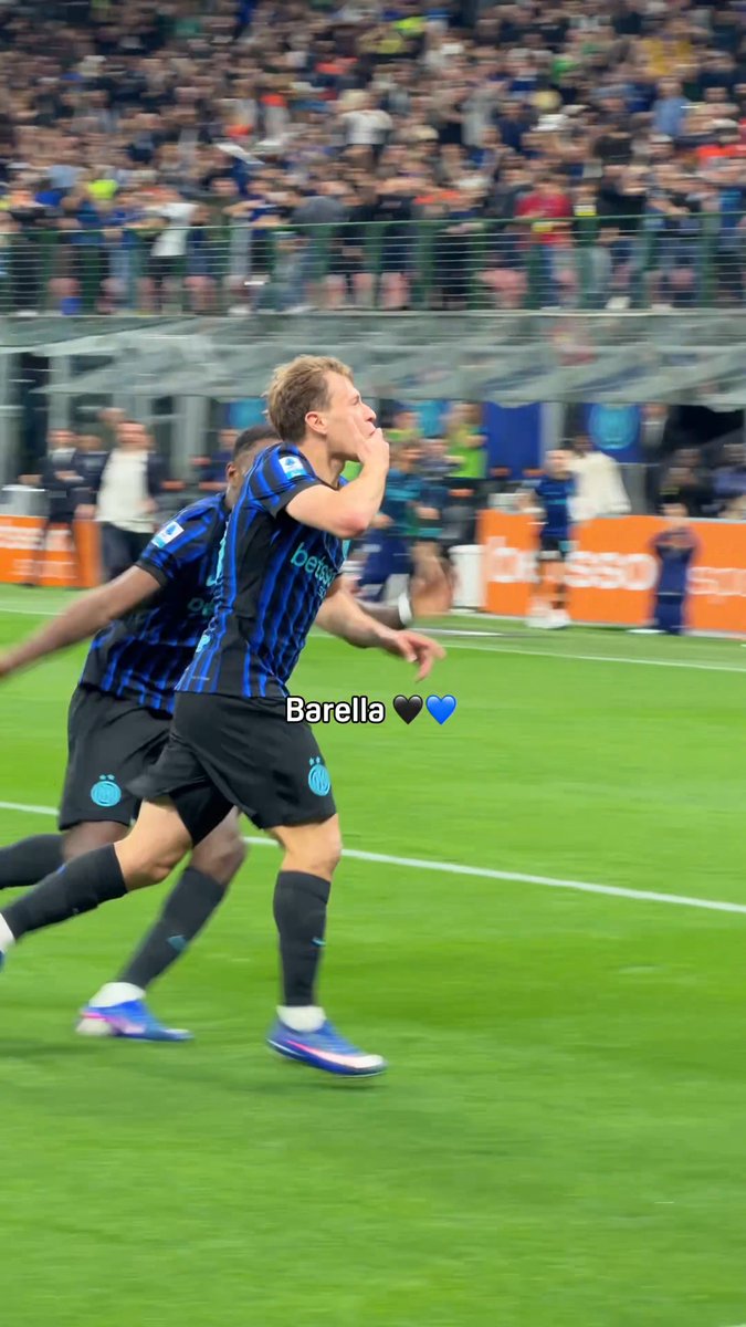 Barella= 𝐼𝑛𝑡𝑒𝑟𝑖𝑠𝑚𝑜 🖤💙 #Inter #Barella #SerieAEnilive #DAZN