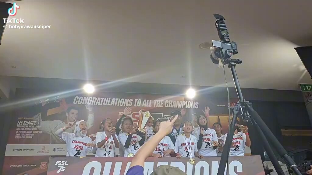 Akademi Persib Putri U12 Juara di JSSL Singapura. 🔥🏆