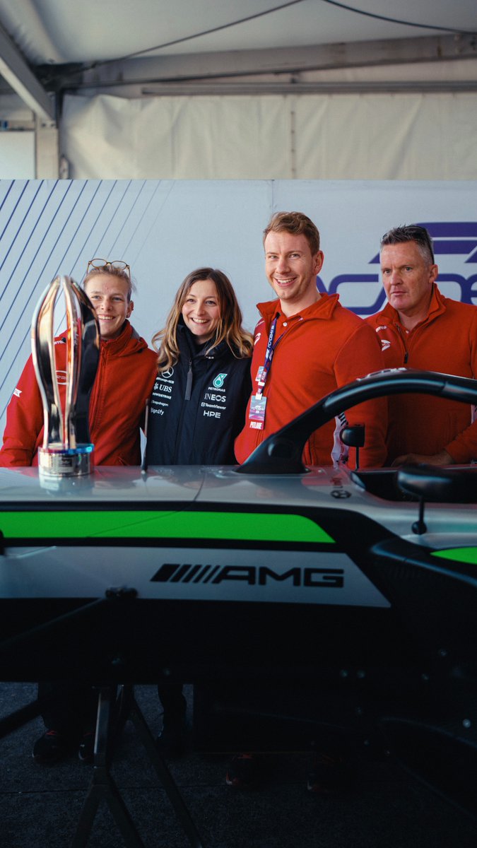 A special moment for PIN DORIANE in Shanghai as she reunited PREMA with their 2025 F1 Academy Championship trophy ❤️