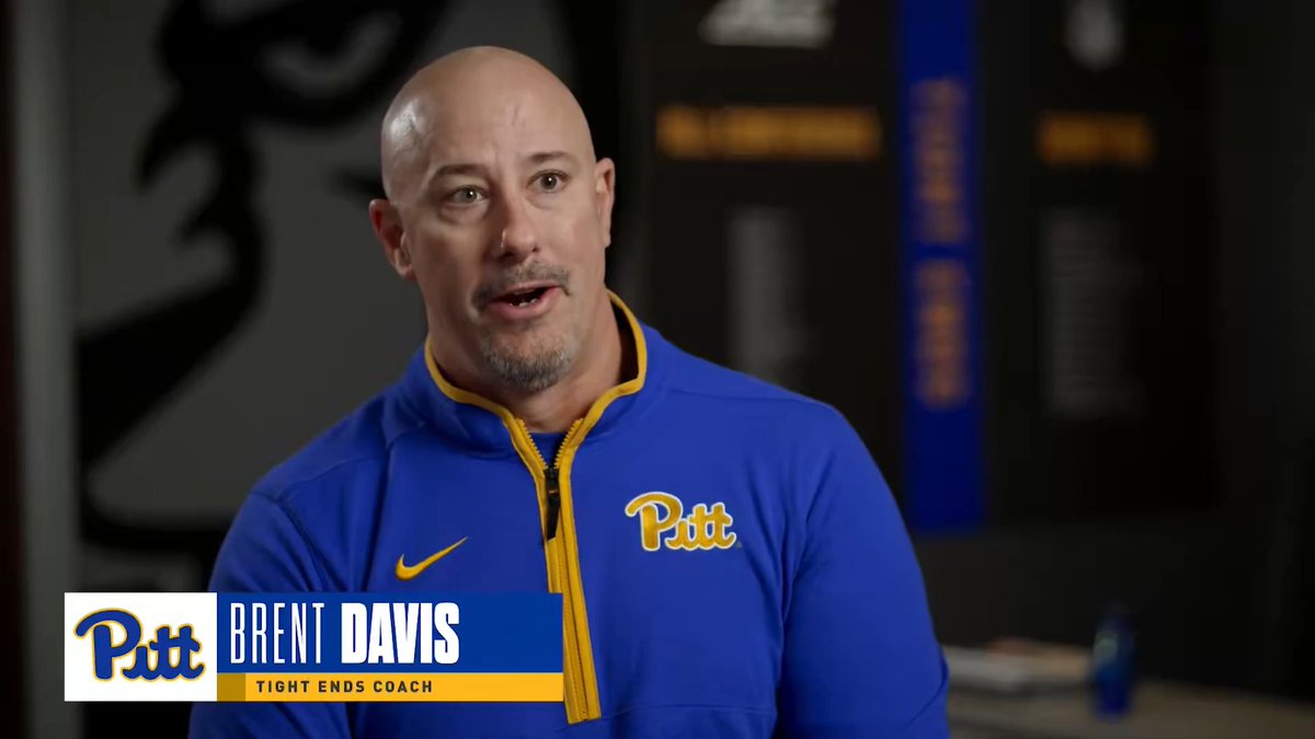 "I'm going to be talking the entire practice, from the time we get on the field to the time we get off..." Sounds perfect for a mic'd up 😏 Mic’d Up with Coach Brent Davis 🎤