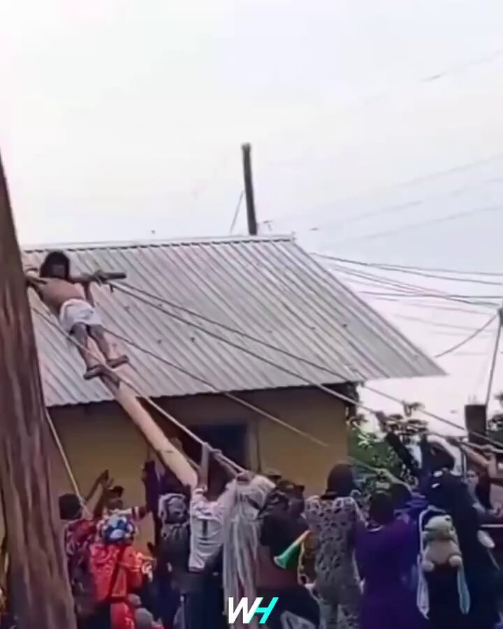 A Christian man attempting to reenact the crucifixion in Nigeria fell from a cross that had been raised as high as nearby power lines.