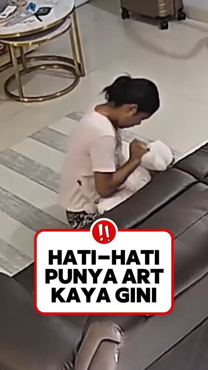 Hati-hati ya kalau nemu ART yg kaya gini, udah sering banget ketahuan di cctv. Makin nempel sama ART si laattteeee__ 🫣. Tiap hari dimanja terus, pantes makin clingy bgt.. makin pengen deket² sama org. 📽️ hanny.feb