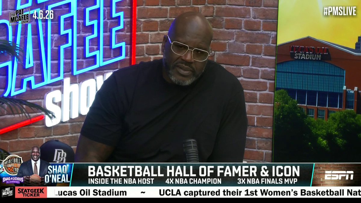 "Rather than just going Mike and LeBron, ... gotta put Kobe in there. ... I'm saying it here on the Pat McAfee show, gotta put Steph Curry in there." SHAQ joins the Pat McAfee and lists his GOATS of the NBA 🏀