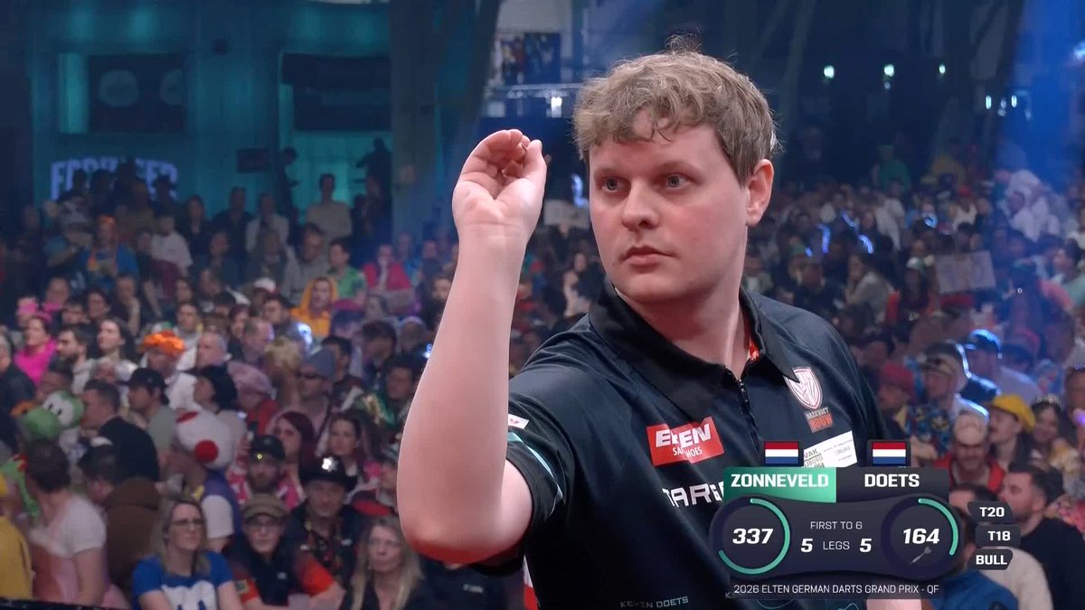 DOETS WINS A DRAMATIC DECIDER 😱 The pressure, the drama in Munich 🍿 Kevin Doets survives three match darts from Niels Zonneveld and comes out on top in a wild last-leg decider to reach his first ever European Tour semi-final! 📺 #ET4
