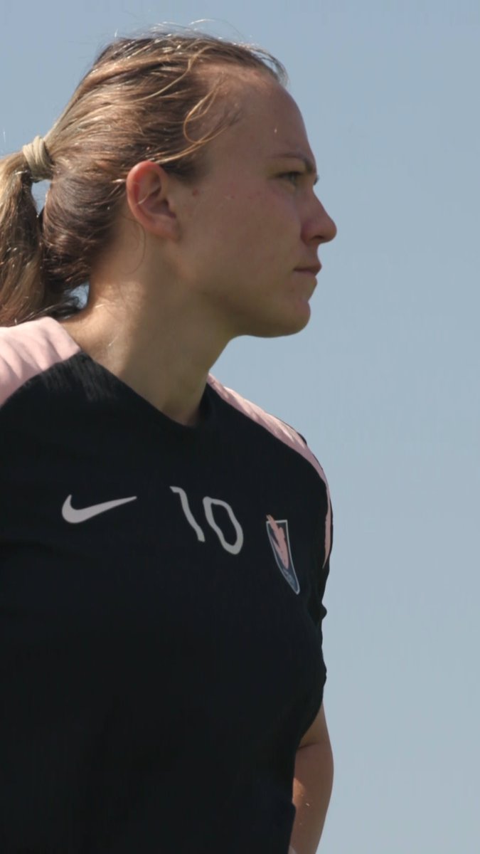 The news we’ve all been waiting for: Claire Emslie is back at training!!!