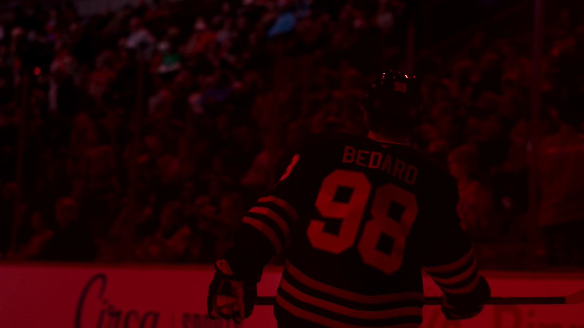 Both from Vancouver, both 1st overall picks! 👀 Macklin Celebrini and Connor Bedard meet again tonight...