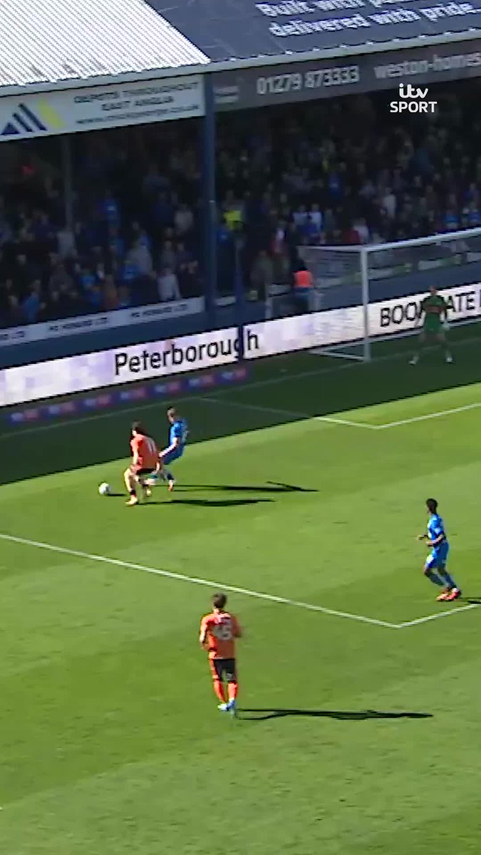 Peterborough United did not let Cardiff City ahead for TOO LONG earlier 🥊 Just 17 seconds in fact ⏱️