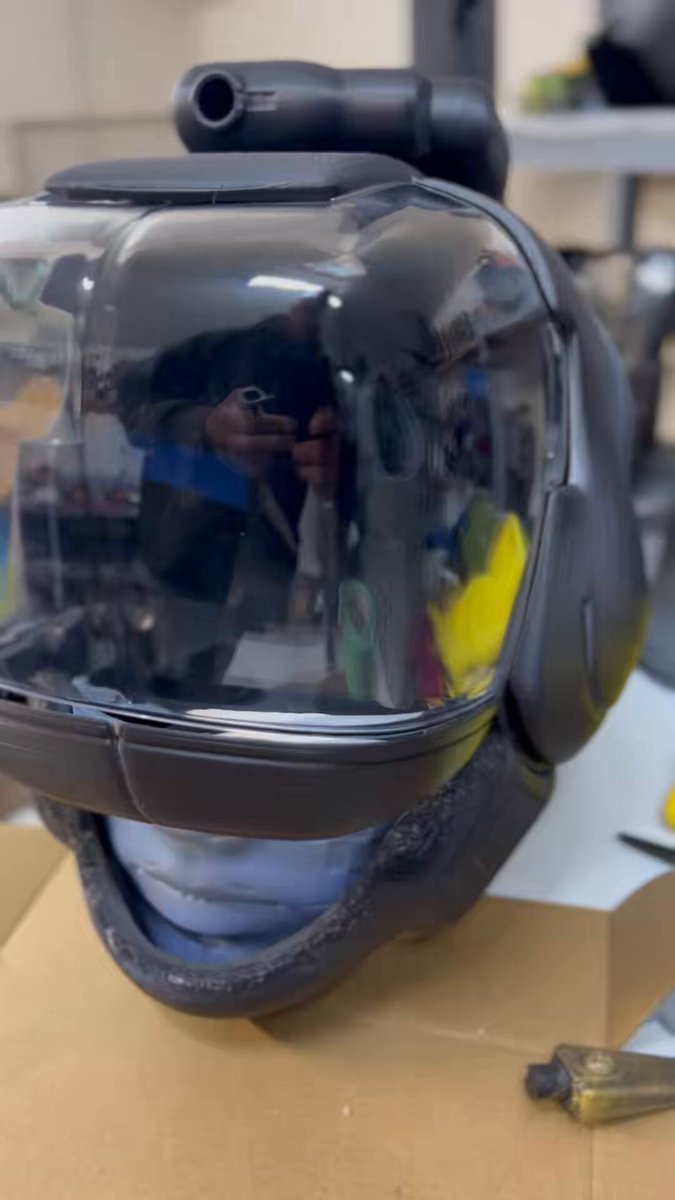 The final piece of my @MarathTheGame Recon helmet has arrived! Can’t wait to get her all prettied up! #marathon