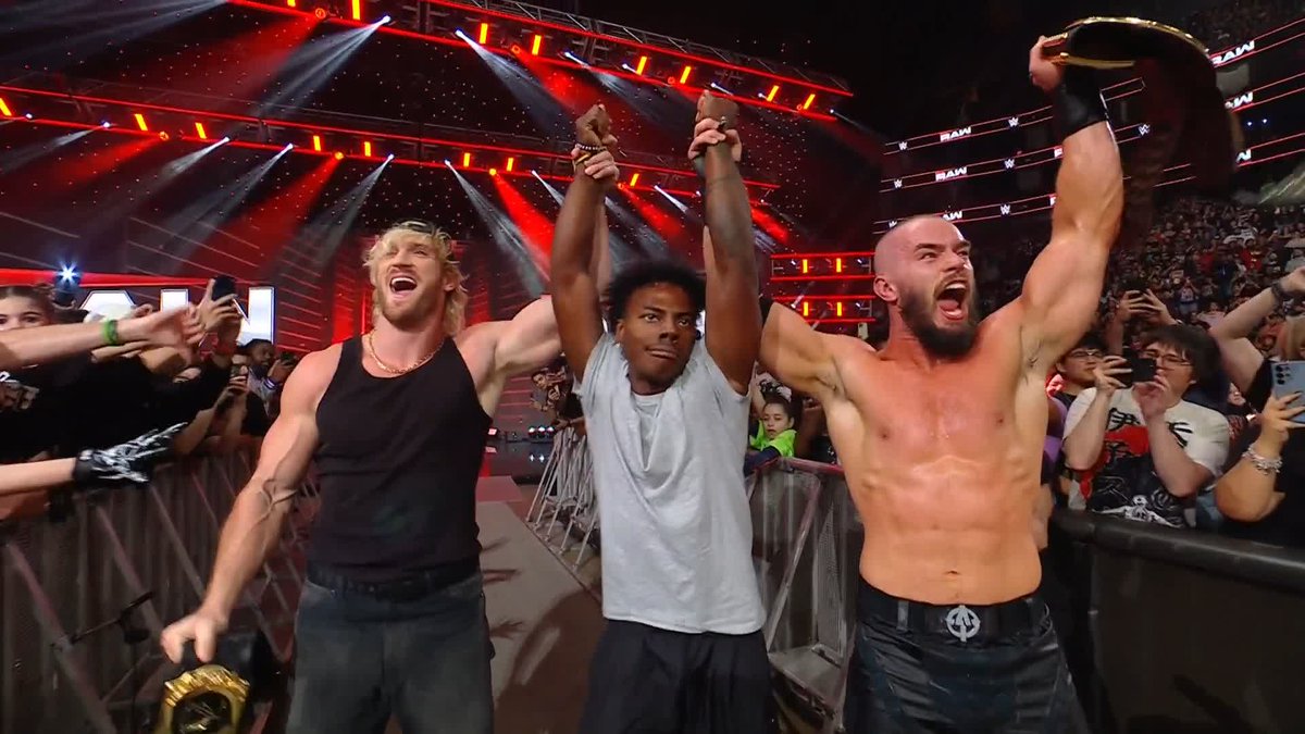 IT IS OFFICIAL ✅ The Usos and LA Knight vs Logan Paul, Austin Theory and Speed⭐️ at #Wrestlemania!!!