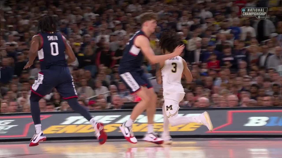 No foul was called on this play to end the first half