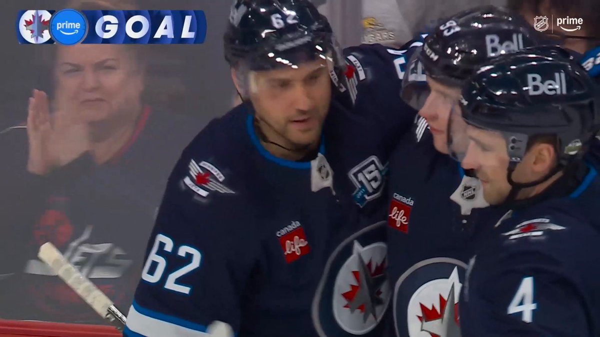 Brad Lambert with a ROCKET 🚀 The Winnipeg Jets have a 4-2 lead!