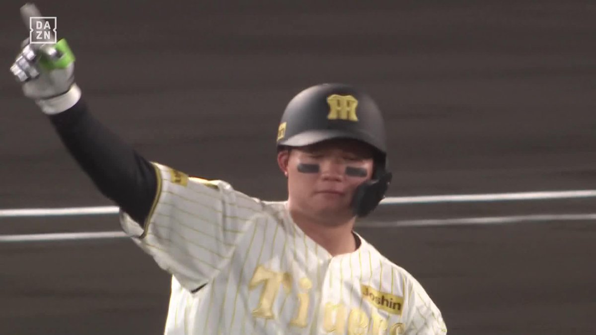 今季甲子園第1号 京セラに続きこの男のバットから 森下翔太 2ランホームラン ⚾️阪神×ヤクルト #阪神タイガース #だったらDAZN 野球専用パック「DAZN BASEBALL」 ✔ 月々2,300円（年間プラン・月々払い） ✔ 初月無料キャンペーン中（〜4/19まで） ▶ 視聴はこちら
