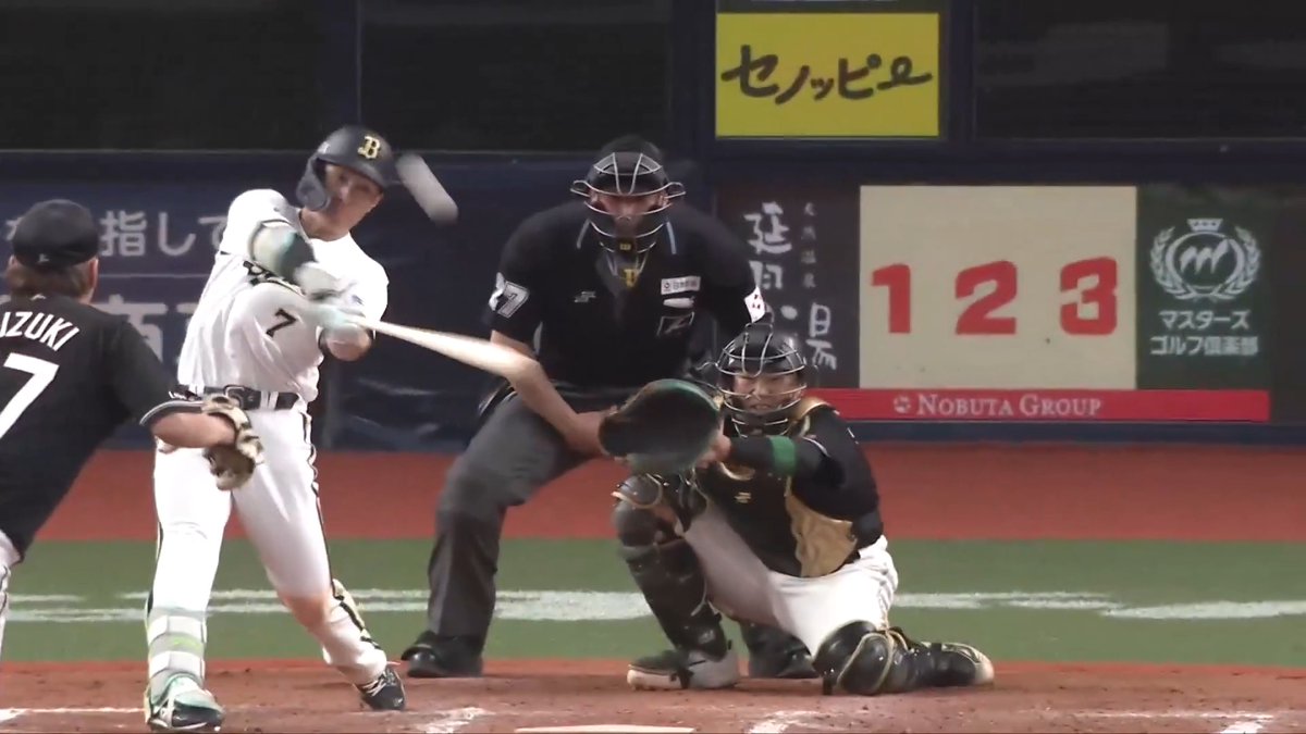 終盤での貴重な一発！👏 今日3安打猛打賞！🔥🔥 オリックス 西川龍馬 選手の今シーズン第1号ソロホームラン！🌈 👇ライブ配信はこちら