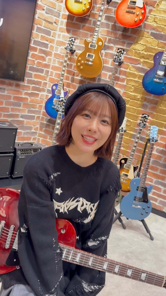愛美さんのYouTube『【Gibson】愛美とギターの歴史を紹介します🎸』はもうご覧いただけましたか？ 貴重な演奏シーンも公開されています。お見逃しなく！ 🎥 #愛美 #Gibson #ギブソン