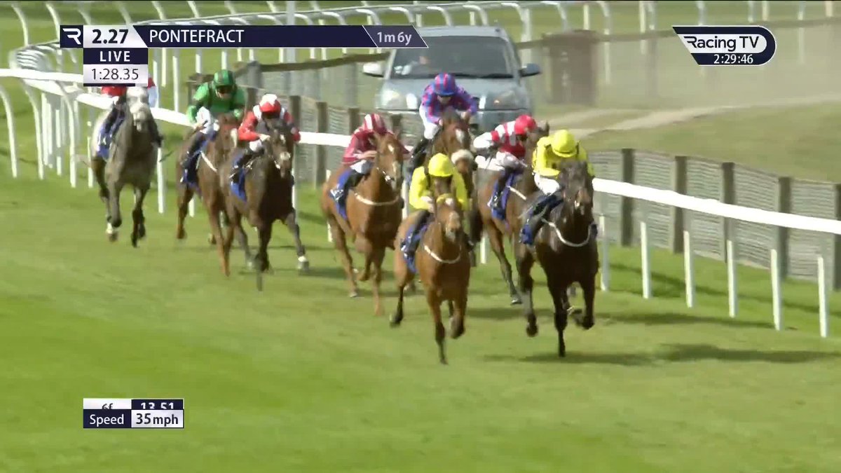 1/8F beaten 😮 Haayimm (Gleneagles) downs hot favourite Arabian Desert on his return and second time out for Callum Rodriguez, Edward Bethell Racing and Sheikh Ahmed Al Maktoum PontefractRacecourse