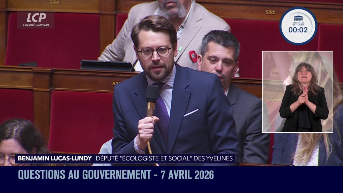 "Quand des historiens dateront l'expression 'nés avant la honte', ils pourront dater les dix ans de macronisme, vous venez d'en apporter la démonstration", réplique Benjamin LUCAS. #QAG #DirectAN