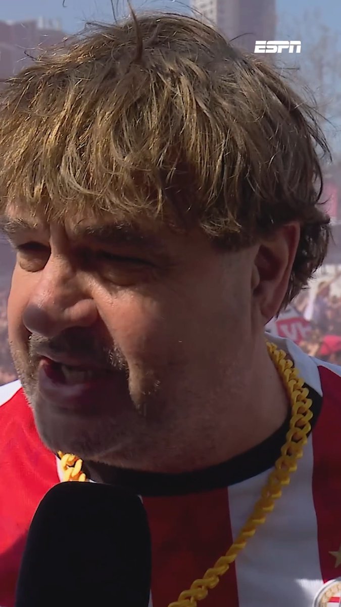 Frank Lammers deelt een sneertje uit richting Amsterdam 😜 "Beetje plagen mag, hè"