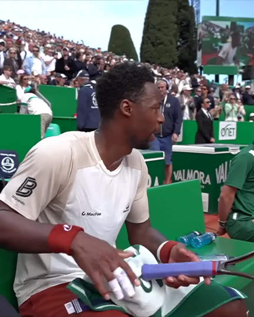 Two magicians, one winner 🪄 Bublik defeats Monfils 6-4 6-4 in the Frenchman’s final Monte-Carlo match #RolexMonteCarloMasters