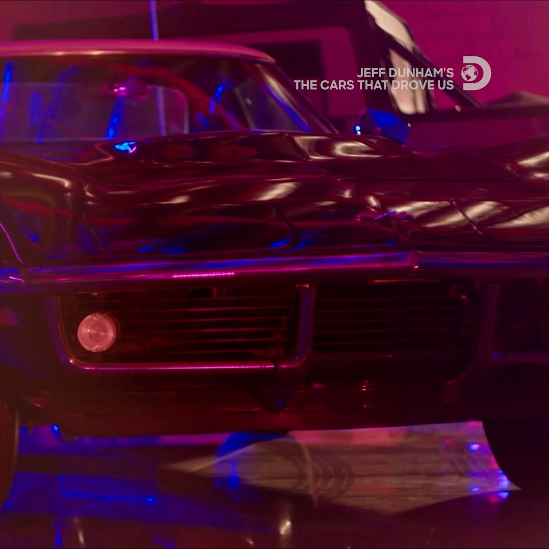 America's greatest hits: baseball, burgers, and the Corvette, the blueprint of an American icon 🚗💨 Hear the full story on #JeffDunhamsTheCarsThatDroveUs with Jeff Dunham, Tuesday at 9P on Discovery.