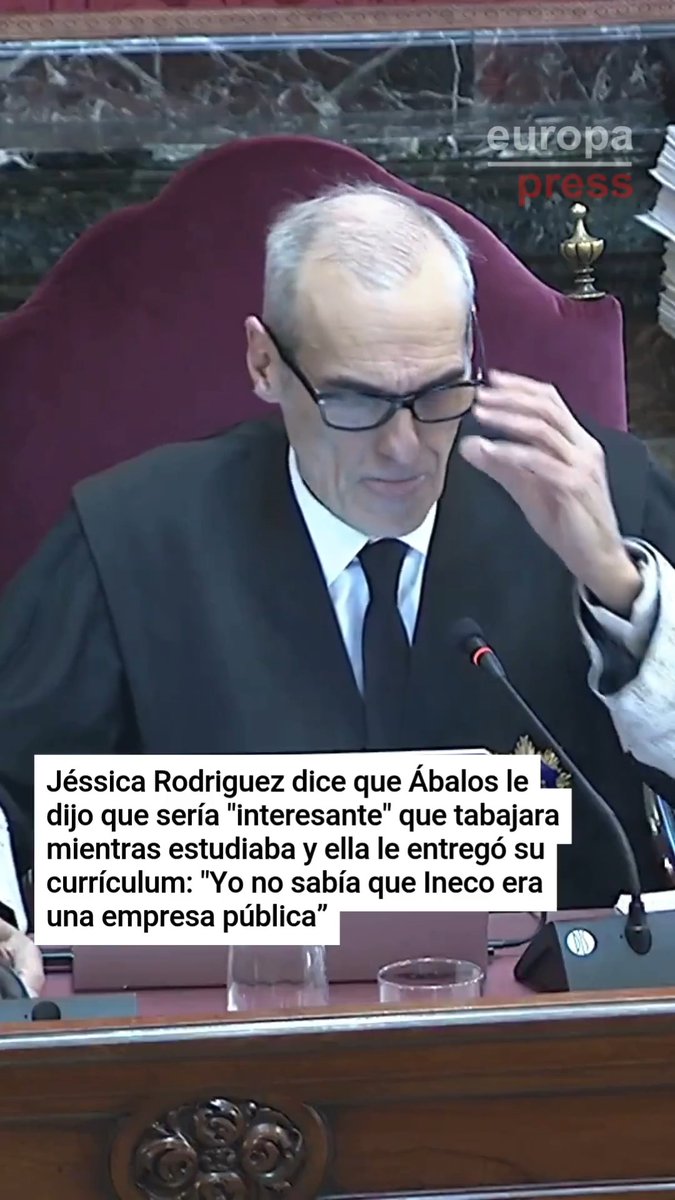 Las empresas públicas deben estar repletas de parásitos que no han trabajado en su vida. Hace falta urgentemente la MOTOSIERRA de Milei. Y nos quedamos muy cortos.