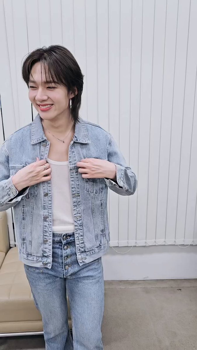【☁️📷】 ©️ ig : jt_juntrue 🗓 : 07.04.2026 นุนิวร้องเพลงฤดูใหม่ ให้ฟังสด ๆ เพราะมากกก 🥰 NUNEW 6TH SINGLE PRESS #NewSeasonPressTour — NuNew ♡ #NuNew #NanaNu
