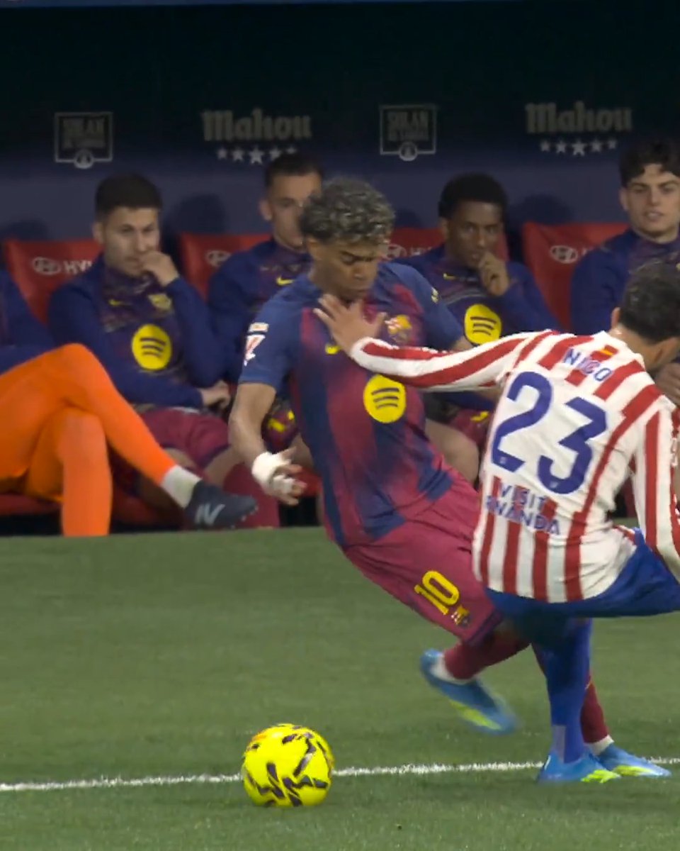 𝗟𝗬𝟭𝟬. 🤯 FC Barcelona | LALIGAHighlights