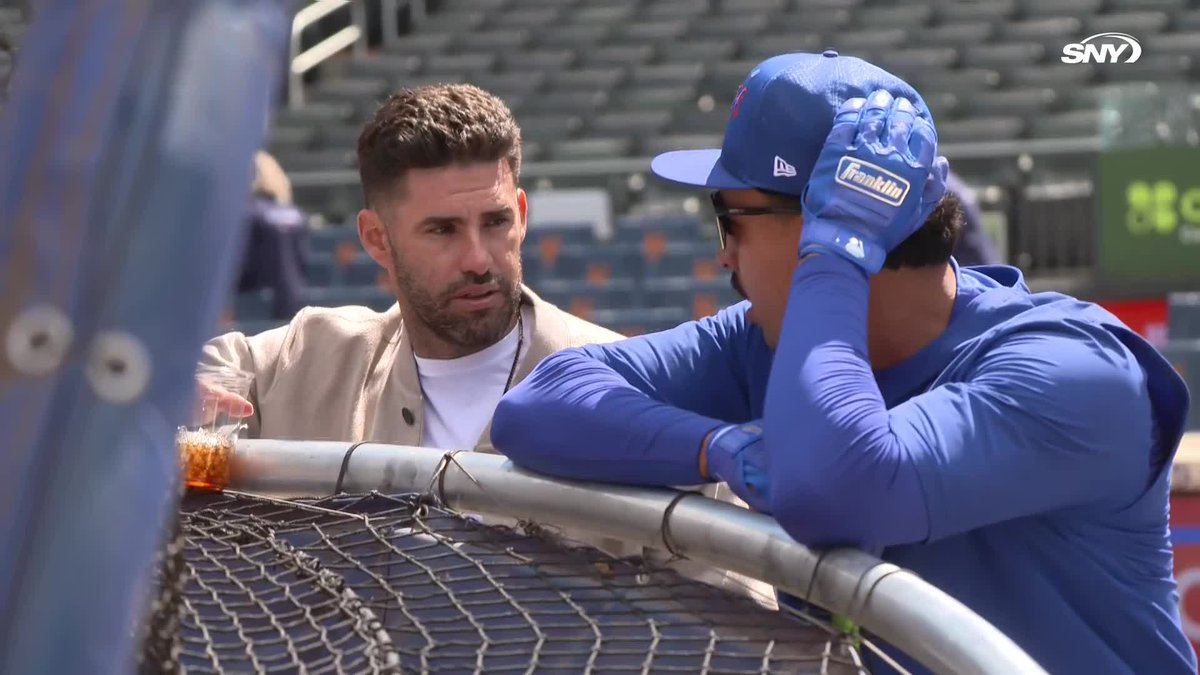 Mark Vientos and J.D. Martinez reunited 🫶