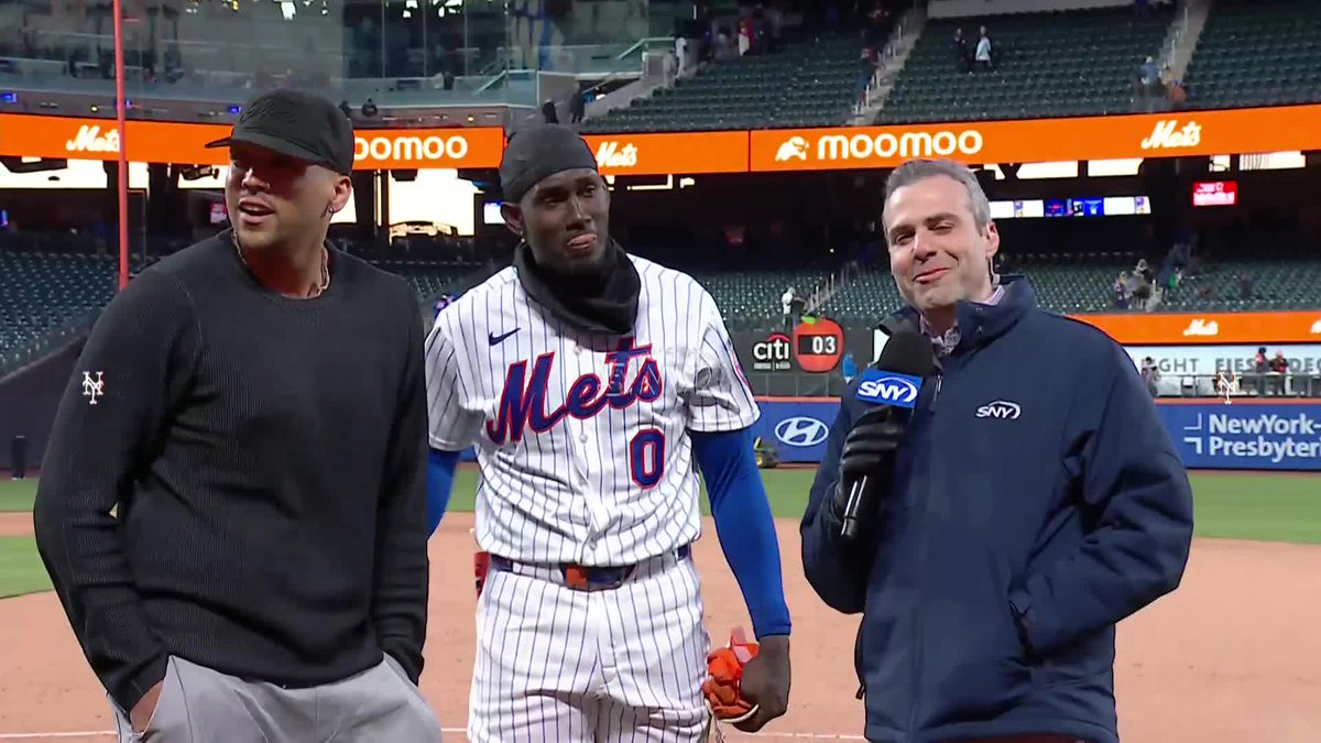 "This is a 26-man group here, and I'm just here for whatever the team needs me to do. Whatever that is, I'm going to do it." Ronny Mauricio meets with Steve Gelbs after his walk-off hit!