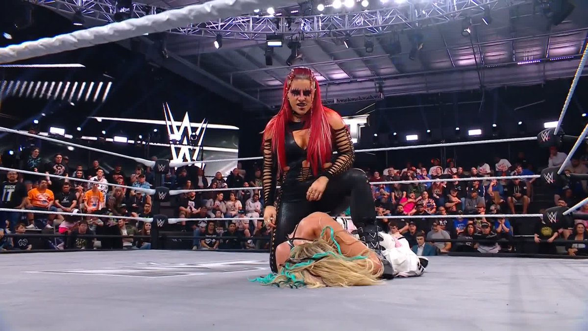 OH NO 😳 ZARIA blindsides Sol Ruca allowing IZZI DAME to pick up the win!