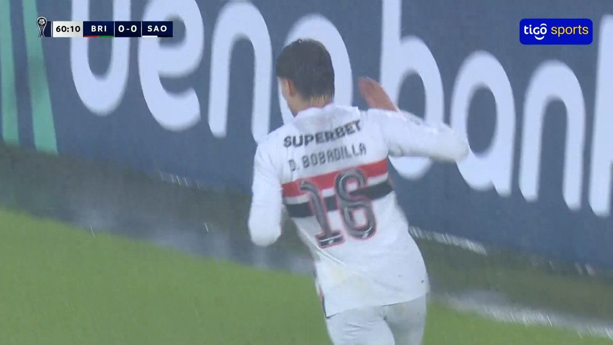 Entró al área, le tiró un caño a su marca y la puso en una esquina. Qué GOLAZO hizo Damián Bobadilla para la victoria de Sâo Paulo en su primer partido dentro de la CONMEBOL Sudamericana 2026. 🔥🇵🇾 Destino europeo.