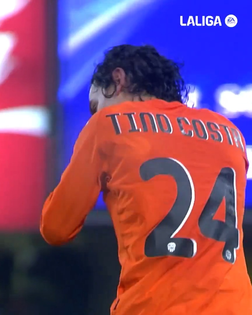 🇦🇷 Tino Costa x Valencia CF. LALIGARETRO | 42LEGADOSLALIGA