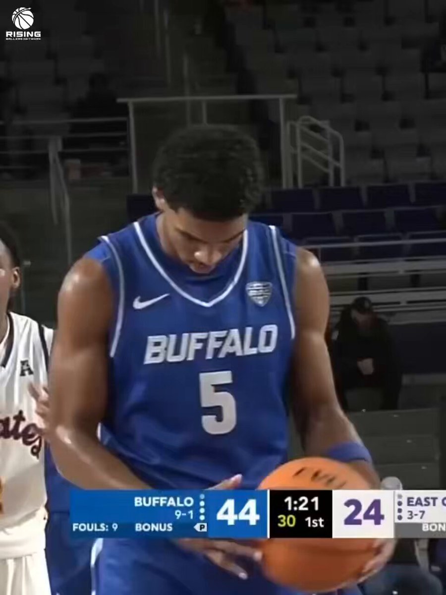Buffalo guard Daniel Freitag (Daniel Freitag) has heard from the following he tells me: Ole Miss Creighton Cal GCU Washington Penn State High Point Portland Oregon St After transferring from Wisconsin the 6-2 guard had a monster year averaging 19.8 PPG, 4.3 RPG, 3.8 APG, 1.3 SPG, 41/36/83 splits.