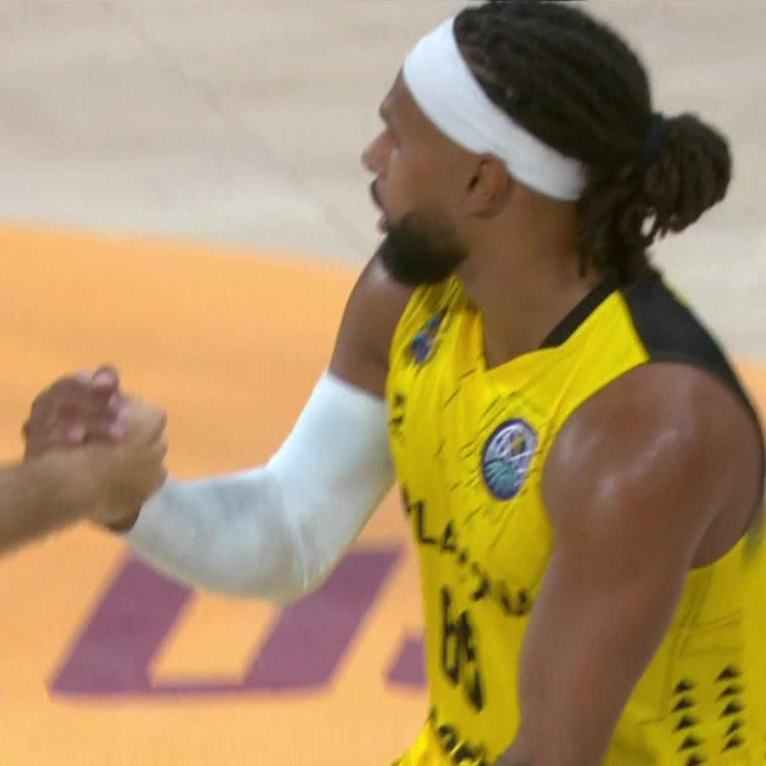 Galatasaray MCT Technic, maç topunda önce Marcelinho Huertas'ı sonra Patty Mills'i harika savunuyor ve seride durumu eşitliyor 🔥