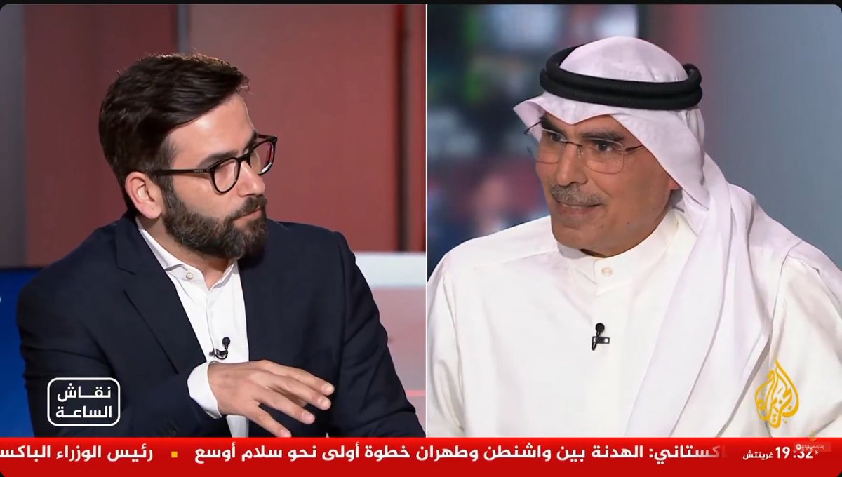 نقاش حاد بين لقاء مكي والدكتور صالح المطيري مع د.حسن أحمديان تخلله بعض المقاطعة وانتهت بضحك كلا منهما على حديث أحمديان #نقاش_الساعة