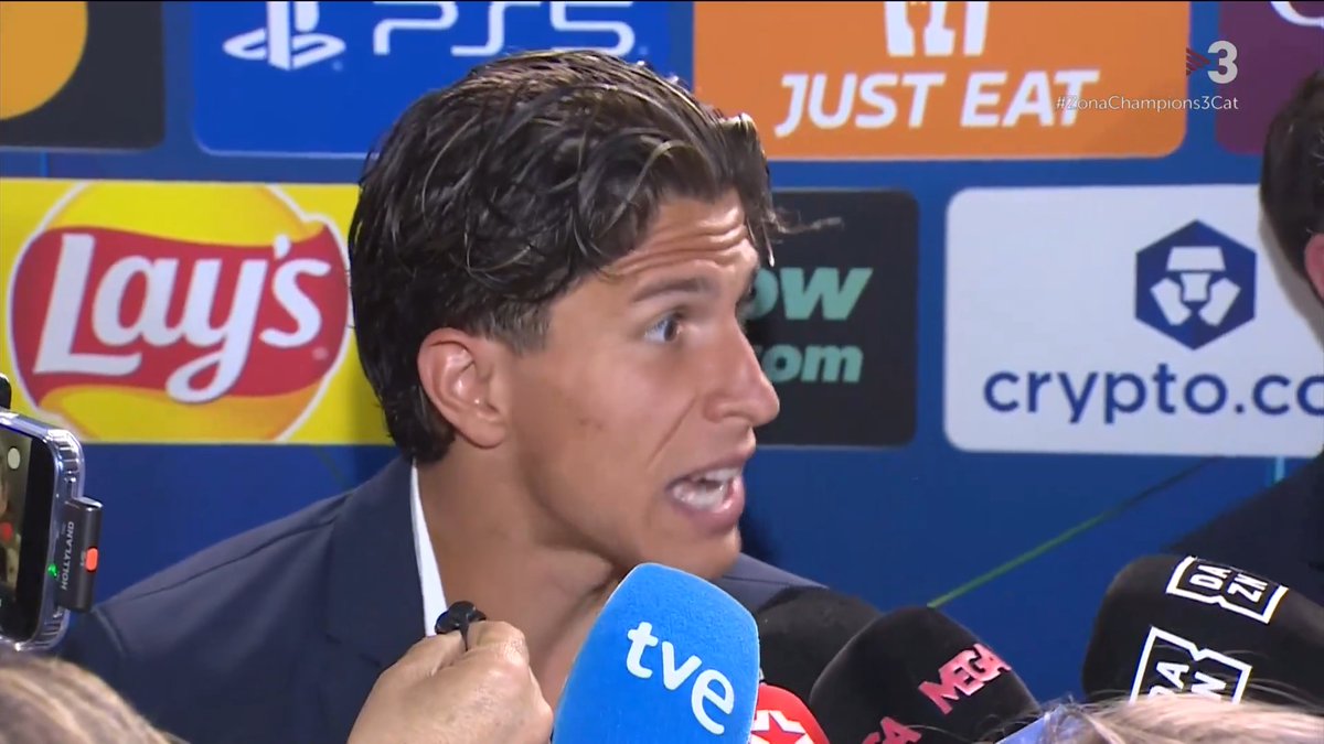 😳 La conversa de Giuliano Simeone amb la premsa: 💥 "La toca amb la mà per a treure" 💥 "Mai treu Juan Musso" 💥 "Llavors no sé per què no l’ha xiulat..." #ZonaChampions3Cat ▶️