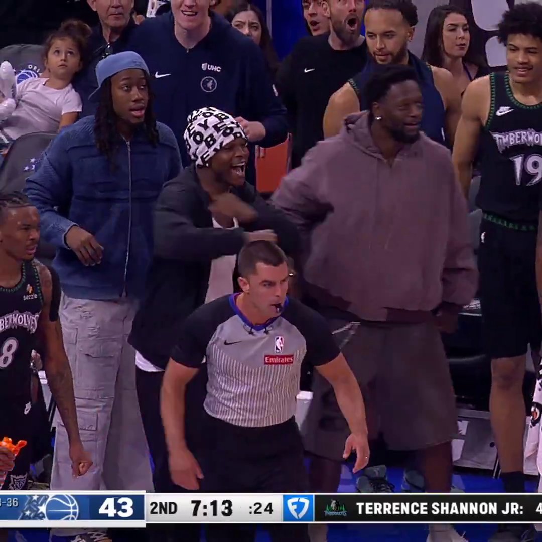 TERRENCE SHANNON JR. 🔥🔥 Ant and the bench were loving it 😂