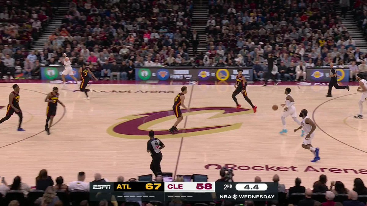 Bank was open for Donovan Mitchell at the halftime buzzer 🚨 Hawks-Cavs on ESPN and the ESPN App 🍿