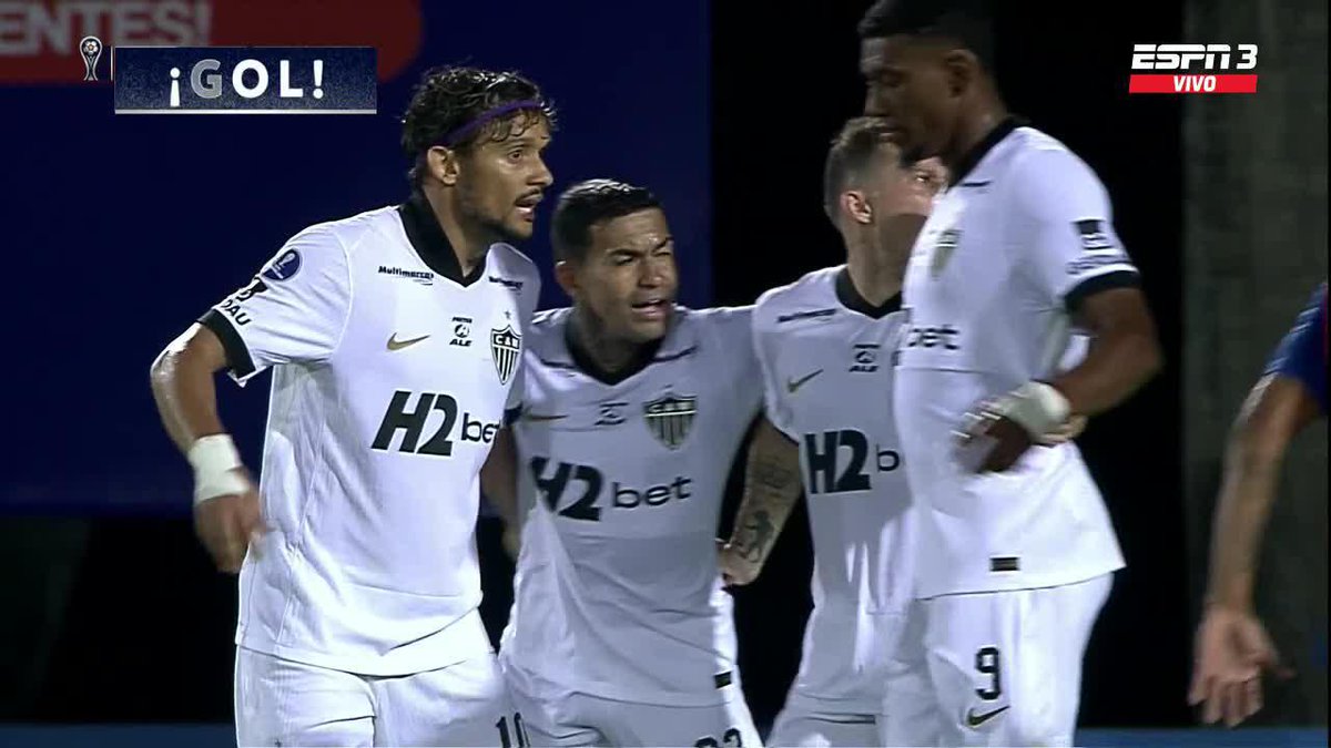 AY, ARQUERITO... Academia Puerto Cabello se complicó en la salida y Dudu marcó el 1-1 de Atlético Mineiro. 📺 #DisneyPlus Plan Premium