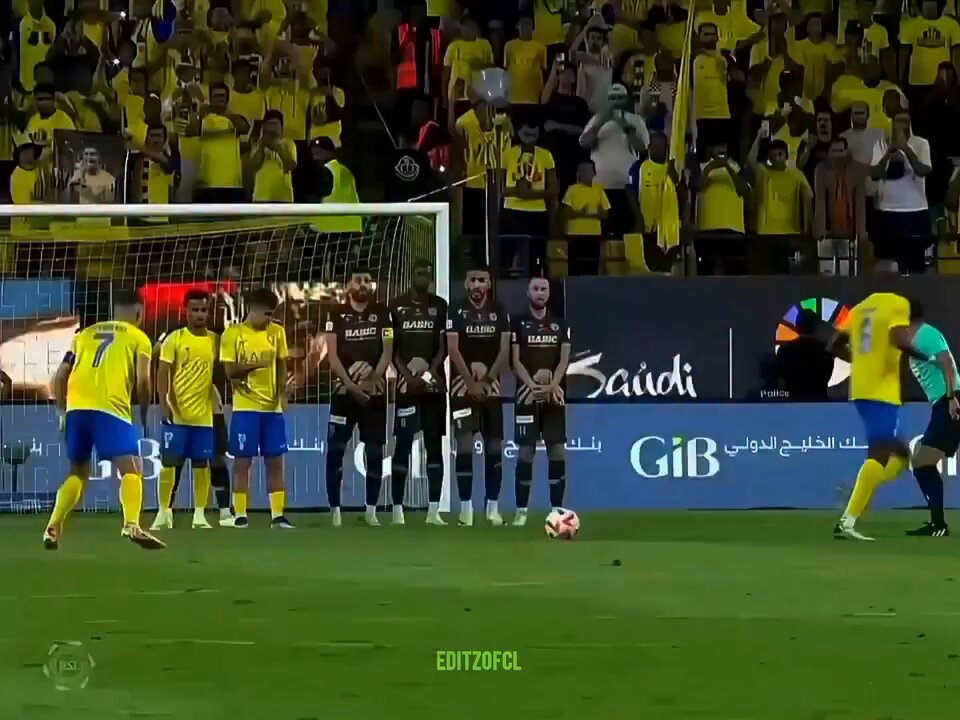 Esse GOLAÇO de falta do Cristiano Ronaldo é ABSURDO!