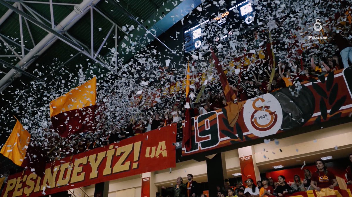 Büyük Galatasaray taraftarından, 40 yılı aşkın süredir Galatasaray tribünleriyle özdeşleşen “Milyonlarca” tezahüratı! 🙌
