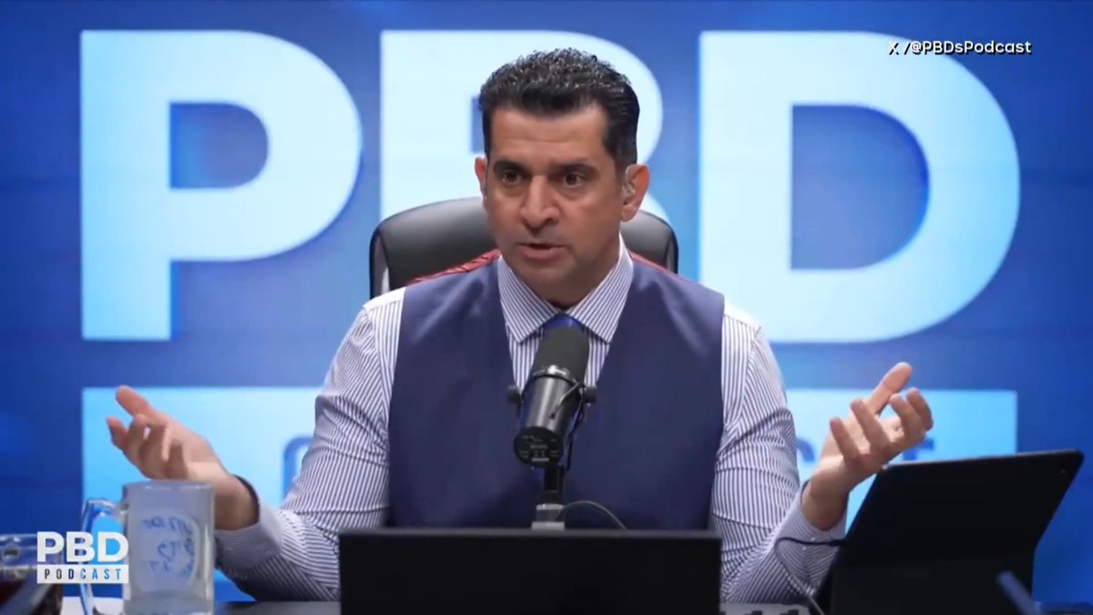 "I don't know what Adam was thinking, approaching the debate that way..." Dave Smith reflects on his infamous debate with Adam Sosnick and his thoughts on a rematch. Watch more👇 📺 Piers Morgan | Dave Smith