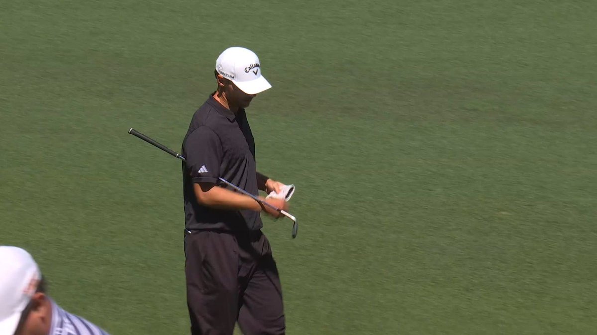 Nicolai Højgaard holes out from across the water for eagle. #themasters