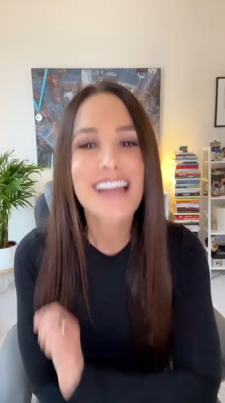 Becoming a digital twin, in the iconic Lisa Ann's own words. 🧡Lisa Ann