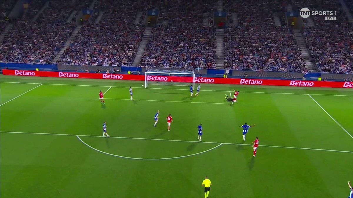 Forest thought they had gone 1-2 up, but the referee says no 😬 📺 Stream with TNT Sports on HBO Max