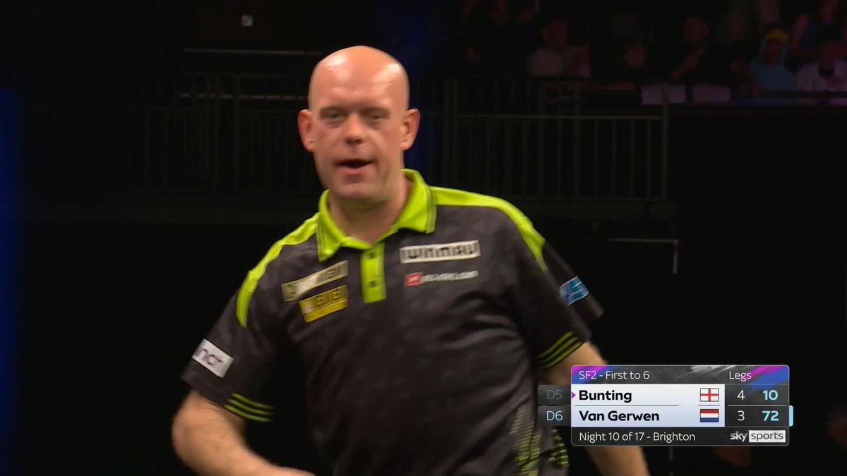 VAN GERWEN BACK LEVEL! It had to go, and it did! Van Gerwen converts a crucial 72 finish to restore parity at four apiece! 📲 #PLDarts | SF2