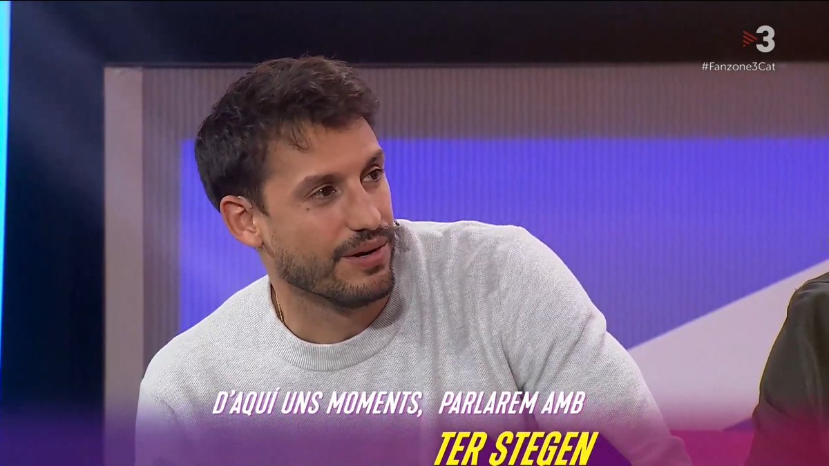 🔵🔴 "Arbeloa hauria de guanyar la Champions i la lliga per continuar al Madrid" Jean Marie Dongou, exfutbolista del Barça, i Joel Ubieto, estrímer madridista. #Fanzone3Cat ▶